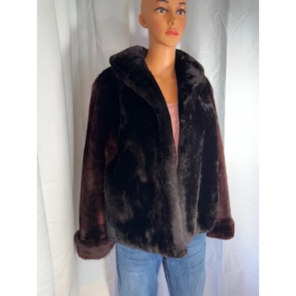 Vintage Mouton Lamb Fur Coat Women's Size In-between Small/ Medium - Picture 4 of 11